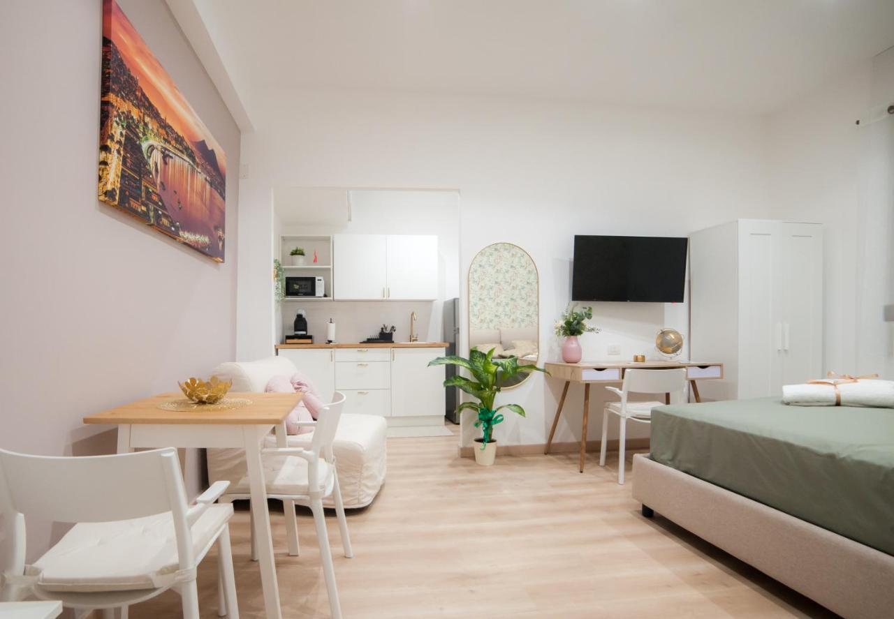Michelangelo 80 Apartment نابولي المظهر الخارجي الصورة