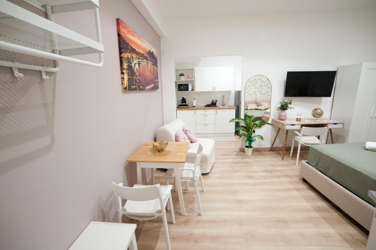 Michelangelo 80 Apartment نابولي المظهر الخارجي الصورة